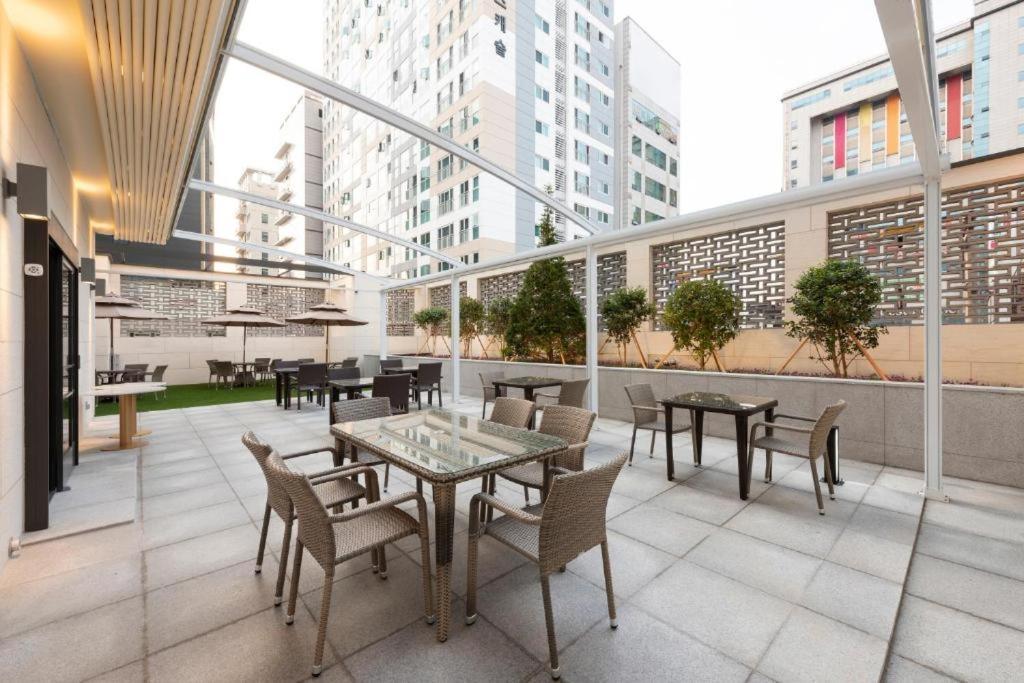 בוסאן Hound Hotel Yeonsan מראה חיצוני תמונה