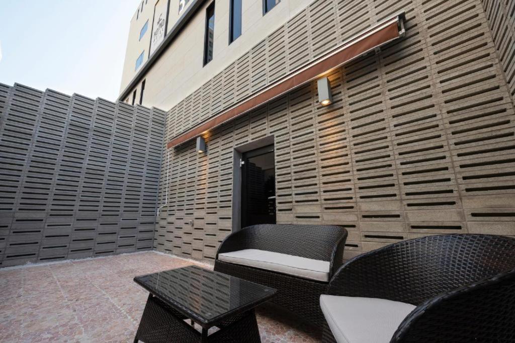 בוסאן Hound Hotel Yeonsan מראה חיצוני תמונה