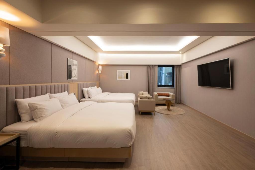 בוסאן Hound Hotel Yeonsan מראה חיצוני תמונה