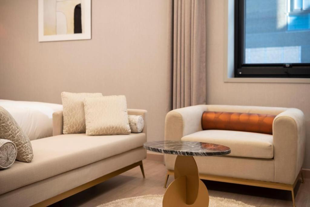 בוסאן Hound Hotel Yeonsan מראה חיצוני תמונה