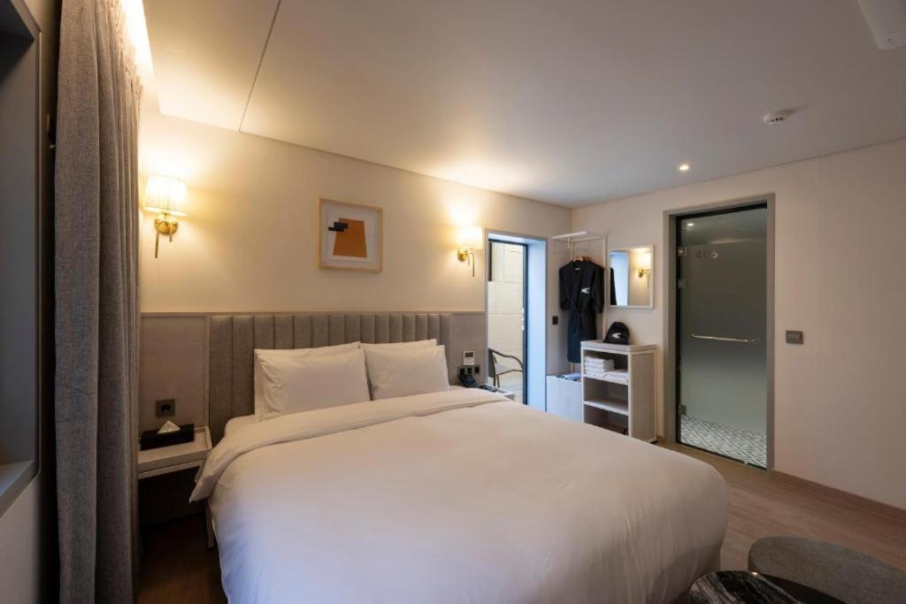 בוסאן Hound Hotel Yeonsan מראה חיצוני תמונה
